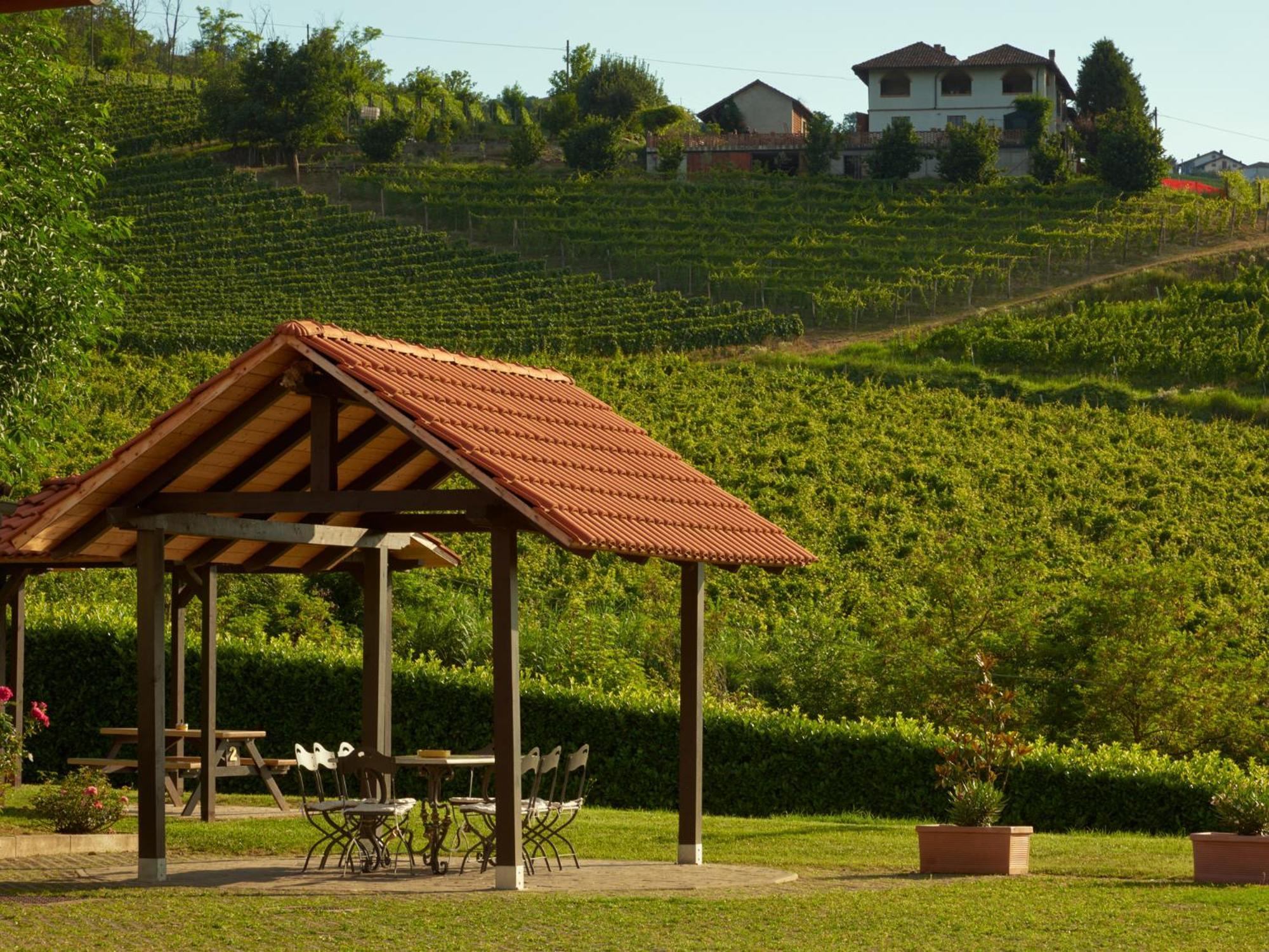 Vigna Dell'Acqua Βίλα Santo Stefano Belbo Εξωτερικό φωτογραφία