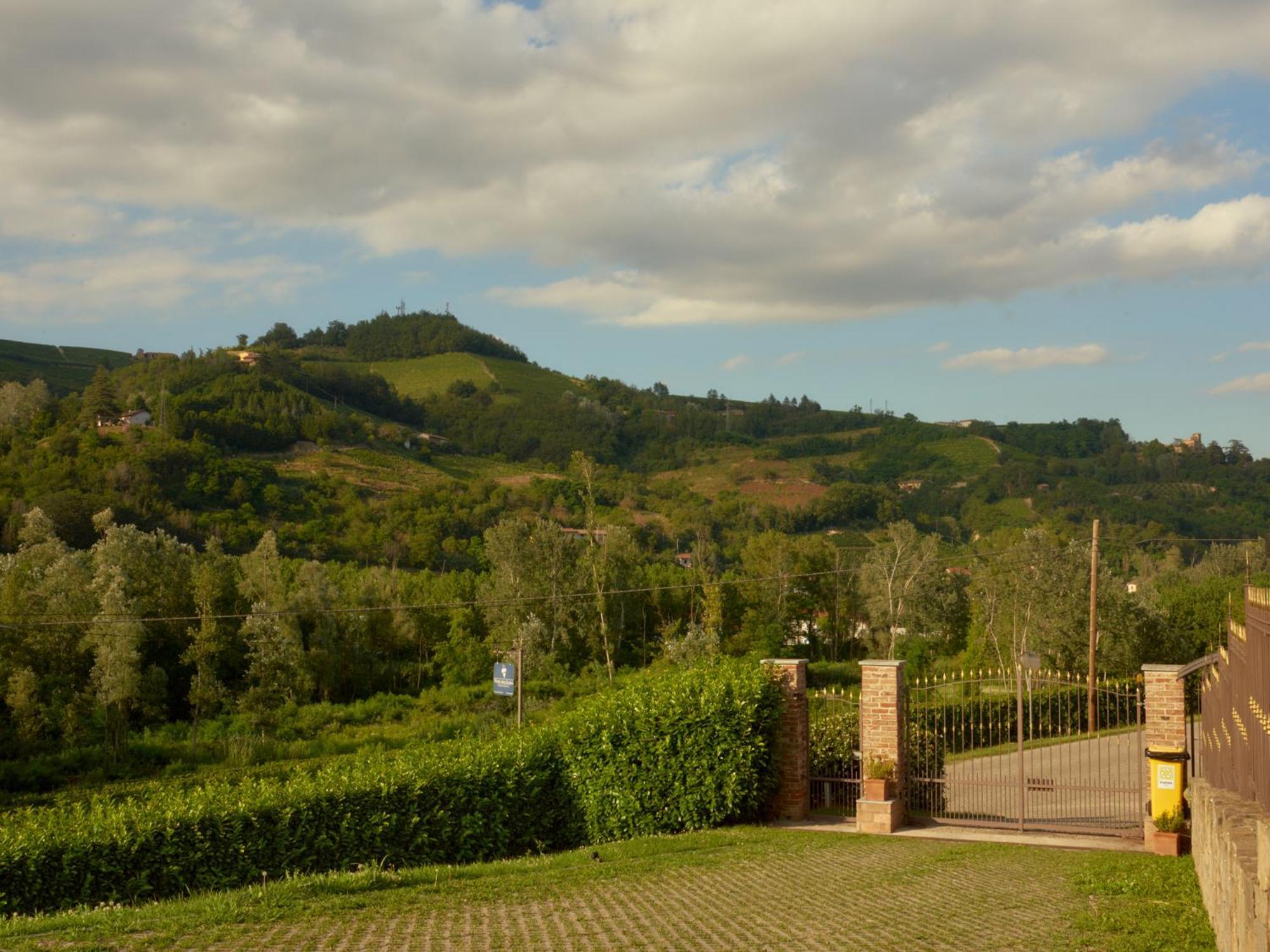 Vigna Dell'Acqua Βίλα Santo Stefano Belbo Εξωτερικό φωτογραφία